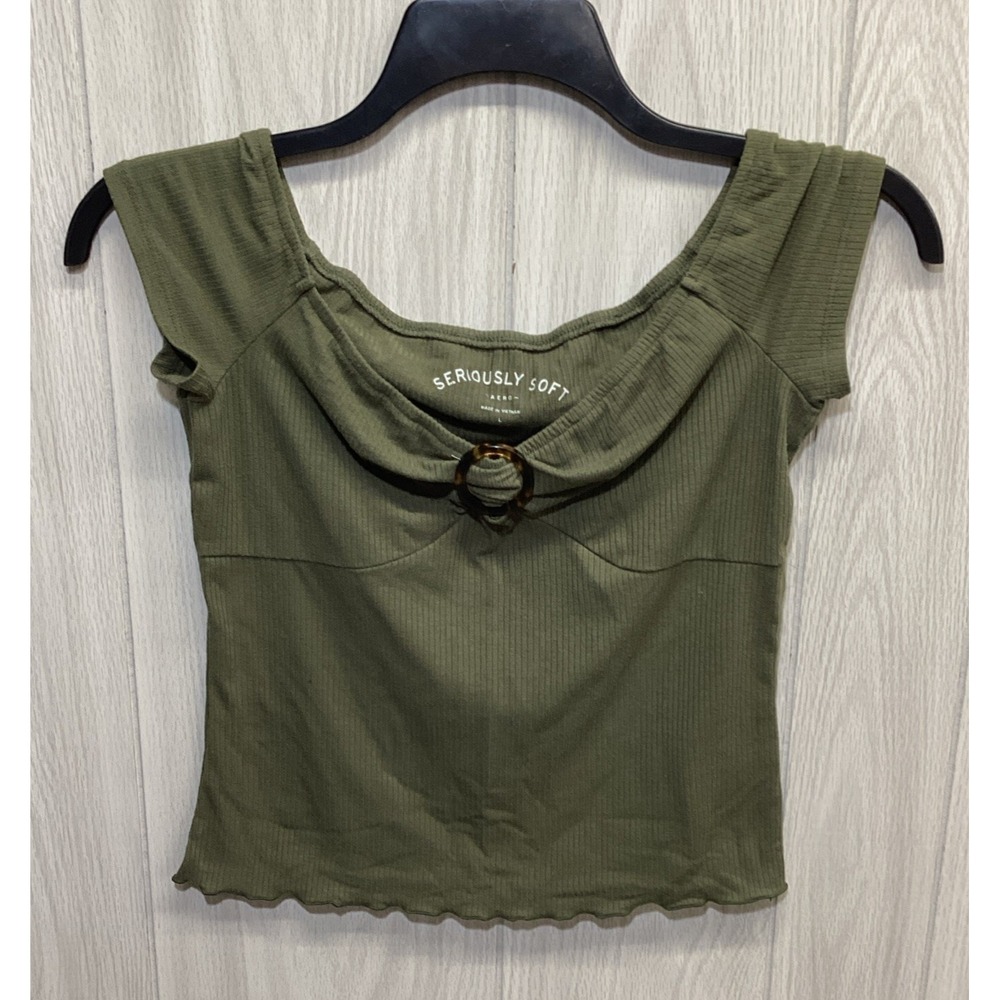 AERO Women's (Size L) V-Neck w/ Accent Short Sleeve Shirt Seriously Soft Stretch